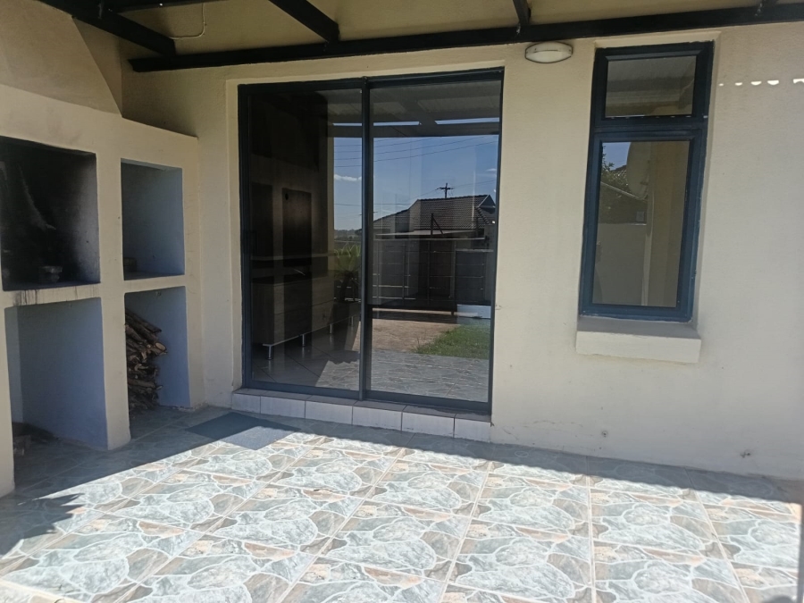 3 Bedroom Property for Sale in Kidds Beach Eastern Cape